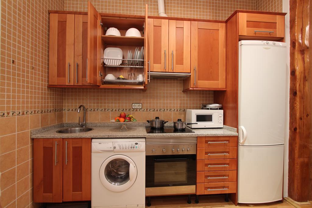 Apartamentos Good Stay Prado Madrid Ruang foto