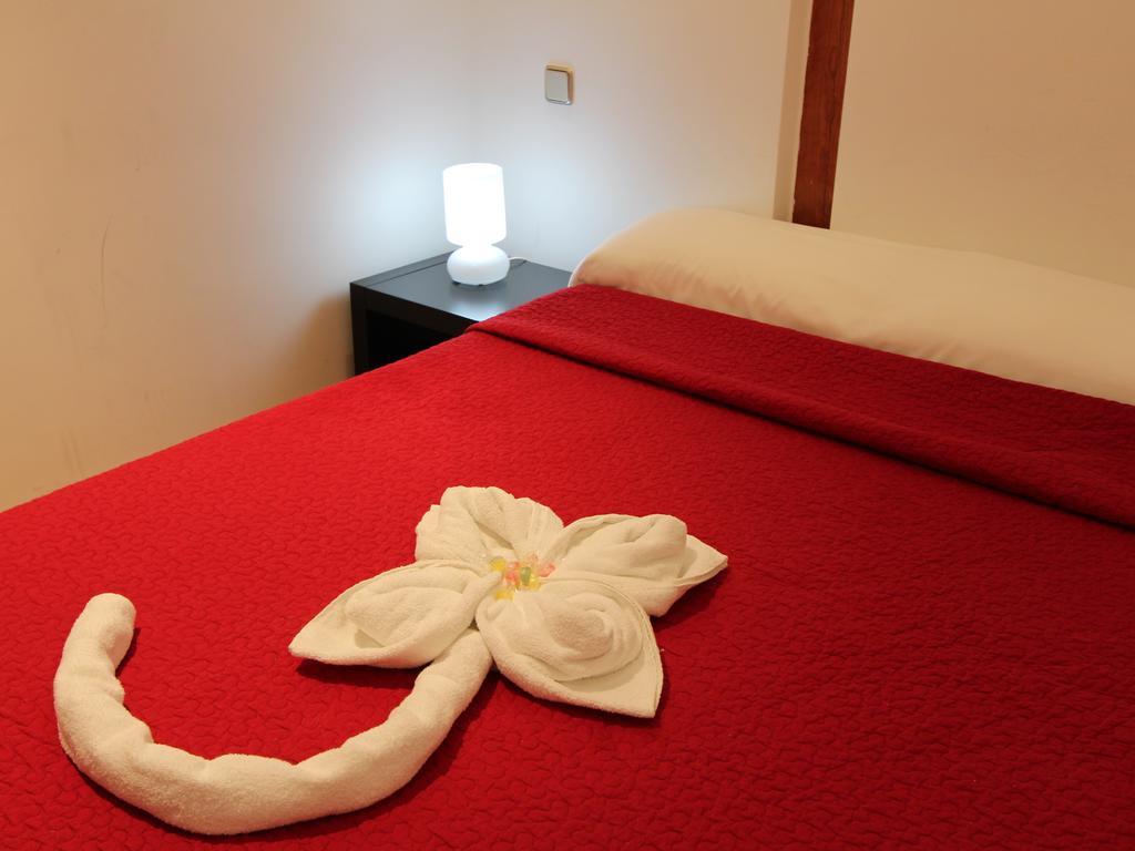 Apartamentos Good Stay Prado Madrid Ruang foto