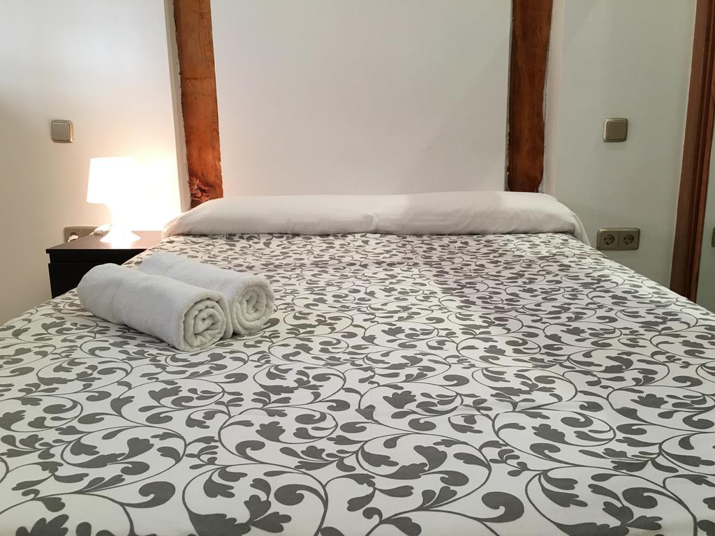Apartamentos Good Stay Prado Madrid Bagian luar foto