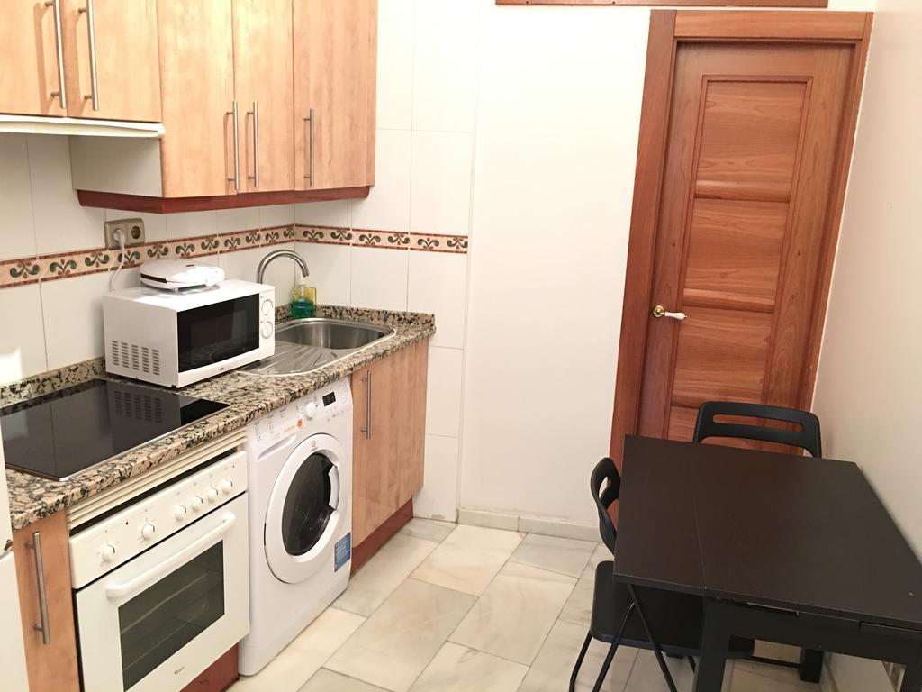 Apartamentos Good Stay Prado Madrid Bagian luar foto
