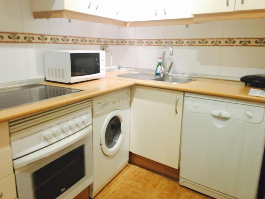 Apartamentos Good Stay Prado Madrid Bagian luar foto